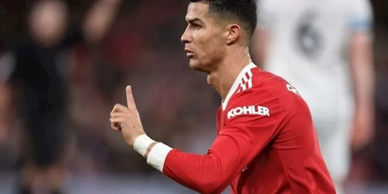 Ronaldo nói chuyện một mình sẽ giúp rất nhiều về mặt tâm lý